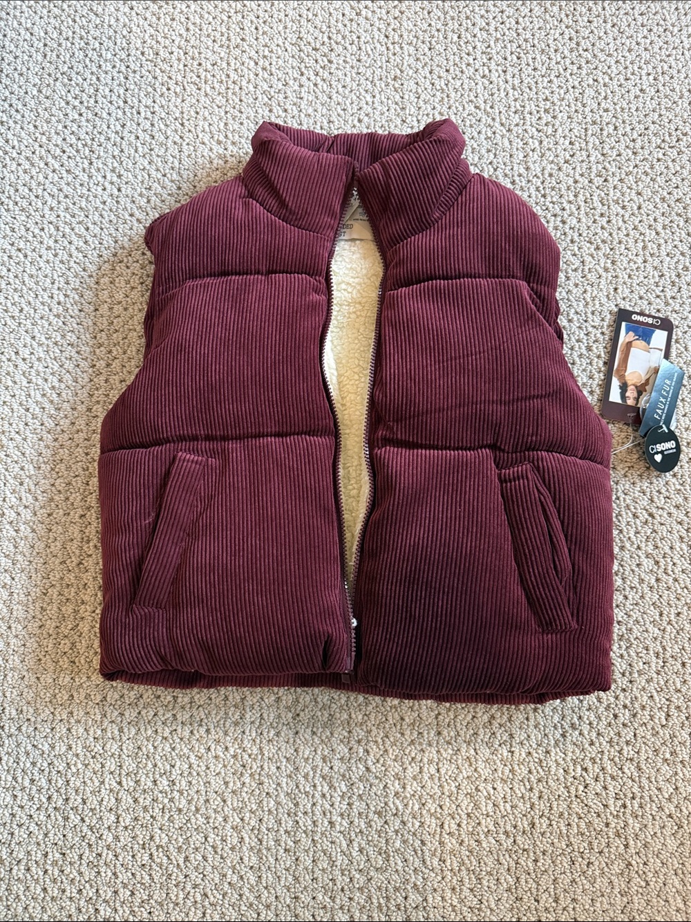 Ci Sono Kids Quilted Corduroy Vest in Burgundy never worn, with tags